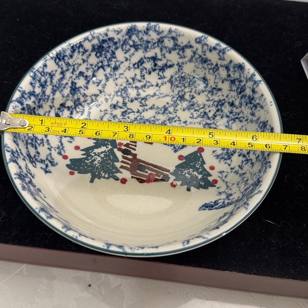 One Ceramic Tienshan Folk Craft "Cabin in the Snow" stoneware bowl, - Picture 3 of 3